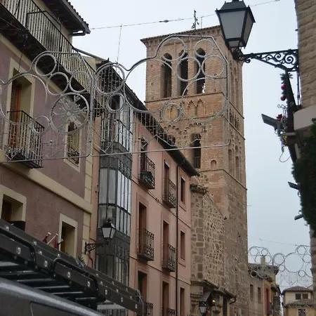 Casa Santo Tome Toledo